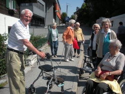 Seniorenheim Spaziergang